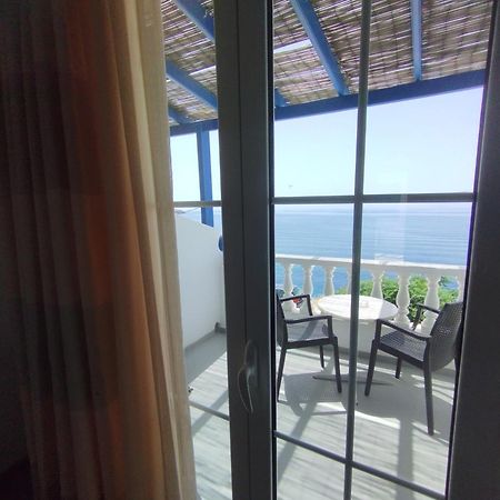 Marisini Sea View Aparthotel บาทซี ภายนอก รูปภาพ