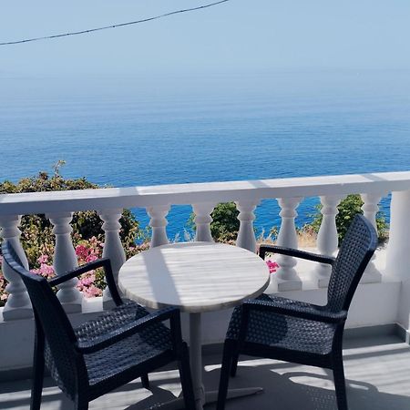 Marisini Sea View Aparthotel บาทซี ภายนอก รูปภาพ