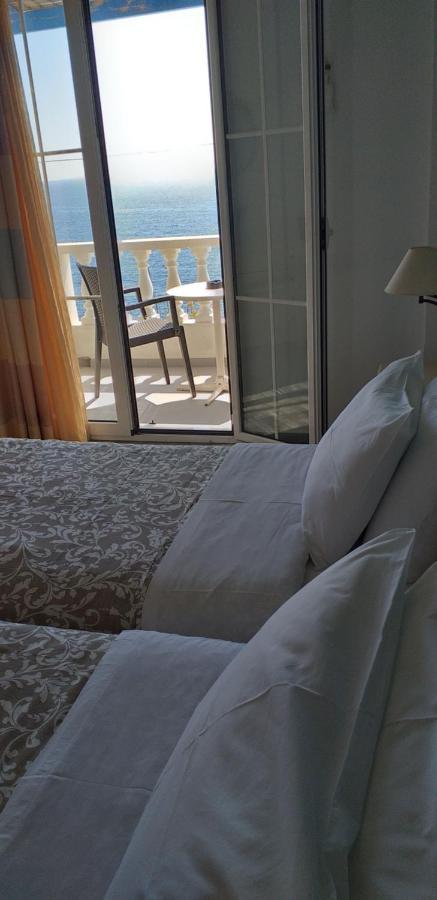 Marisini Sea View Aparthotel บาทซี ภายนอก รูปภาพ