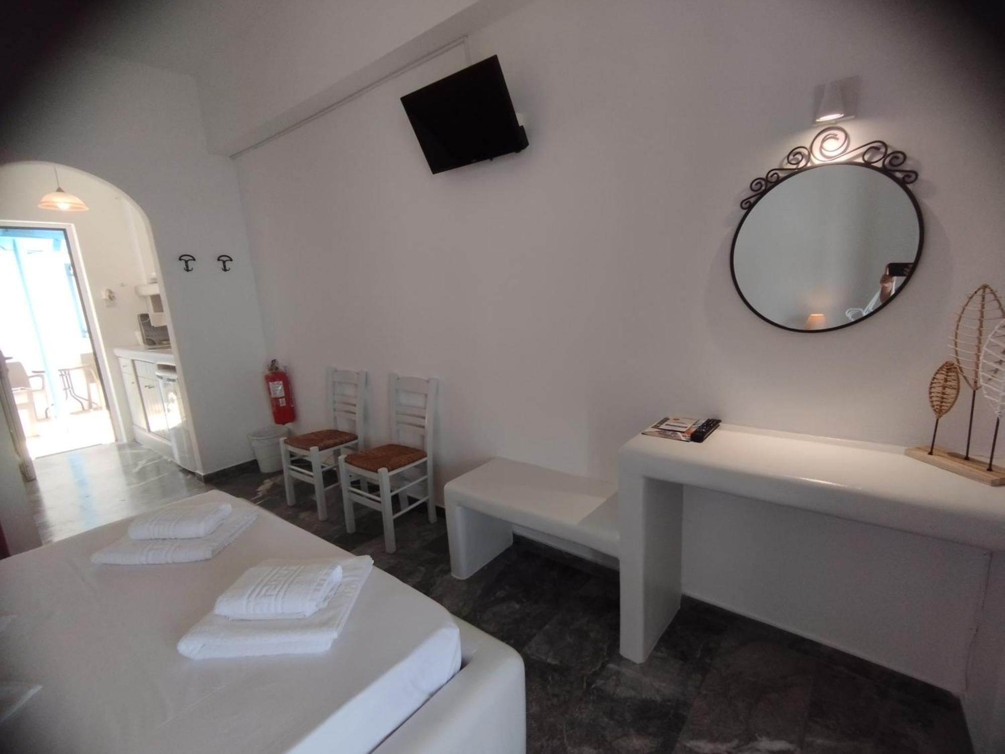 Marisini Sea View Aparthotel บาทซี ภายนอก รูปภาพ