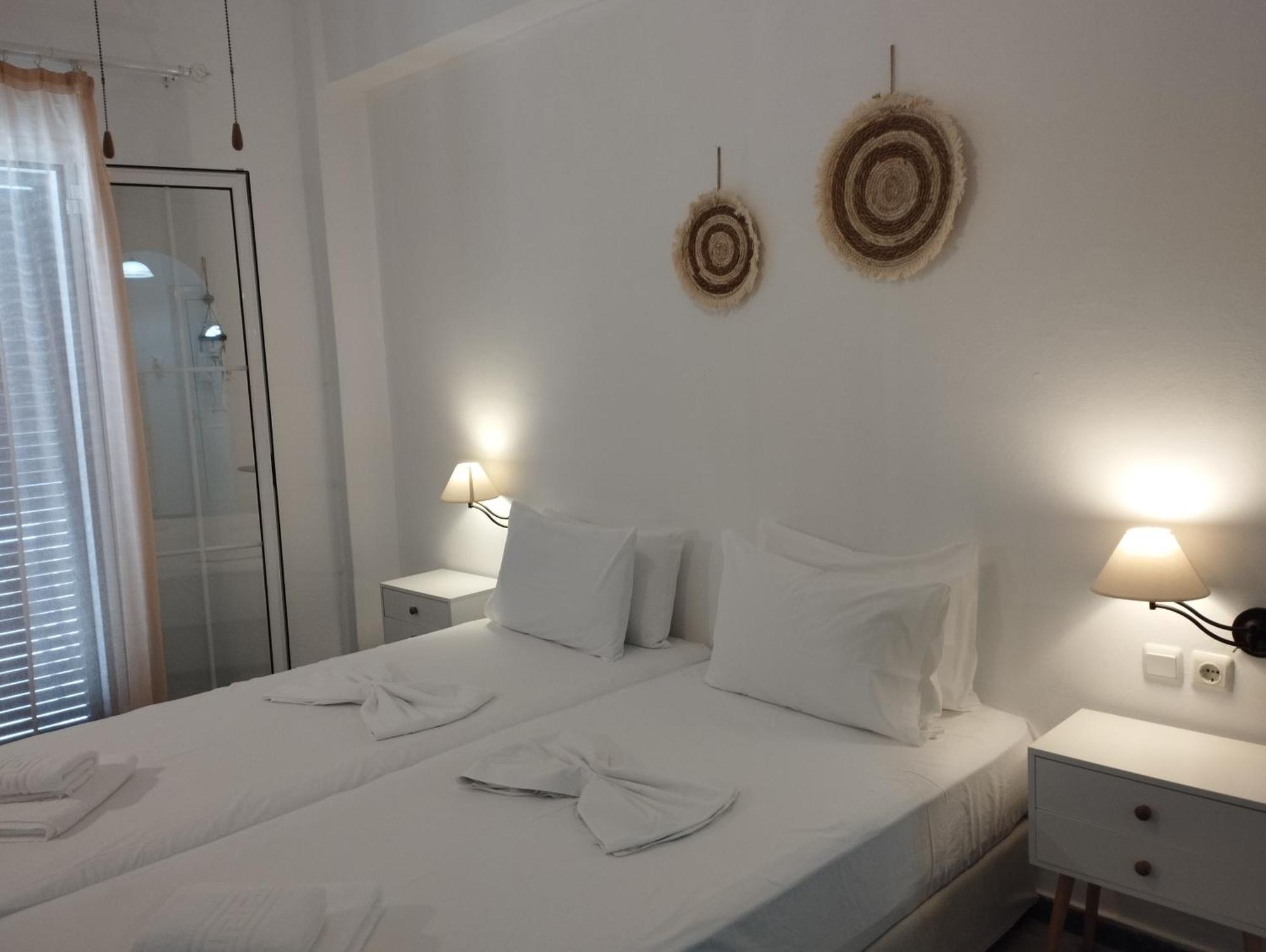 Marisini Sea View Aparthotel บาทซี ภายนอก รูปภาพ