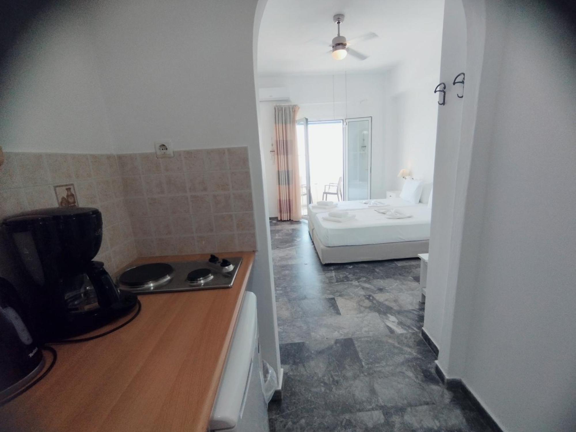 Marisini Sea View Aparthotel บาทซี ภายนอก รูปภาพ